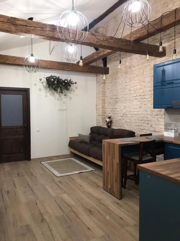 Вітальня — Penthouse, Winkel Apartment Vuzka
